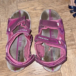 Viking  - Ett par skor rosa 