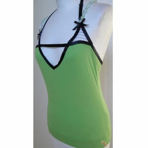 unik y2k topp från miss sixty  - Unik topp köpt från Killah by Miss Sixty tidigt 2000-tal. Storlek M. Möts endast upp (stockholm) 👾