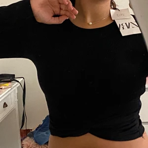 Zara tröja - Basic Zara tröja, skönt material👍🏼 nyköpt och bra skick