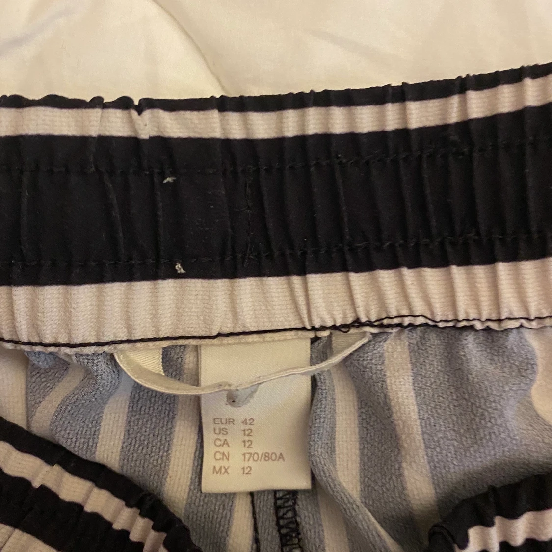 Randiga byxor strl 42 - 91