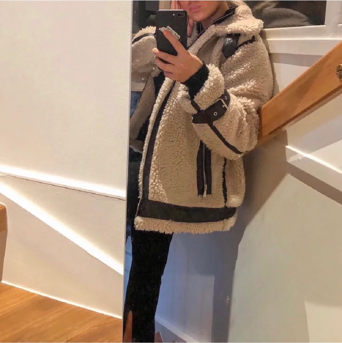 Jacka från Bik Bok i storlek L 