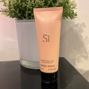 Si bodylotion  - Säljer min si bodylotion som inte används, 75ml! Tveka inte på att höra av dig vid intresse eller frågor! 