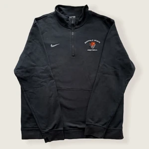 Vintage Nike Zip - Jättefin Nike-tröja, aldrig använd.                                        Skick 10/10