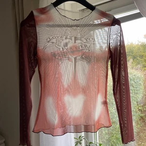 Cool mesh top - Fet mesh top väldigt tidigt y2k vibe