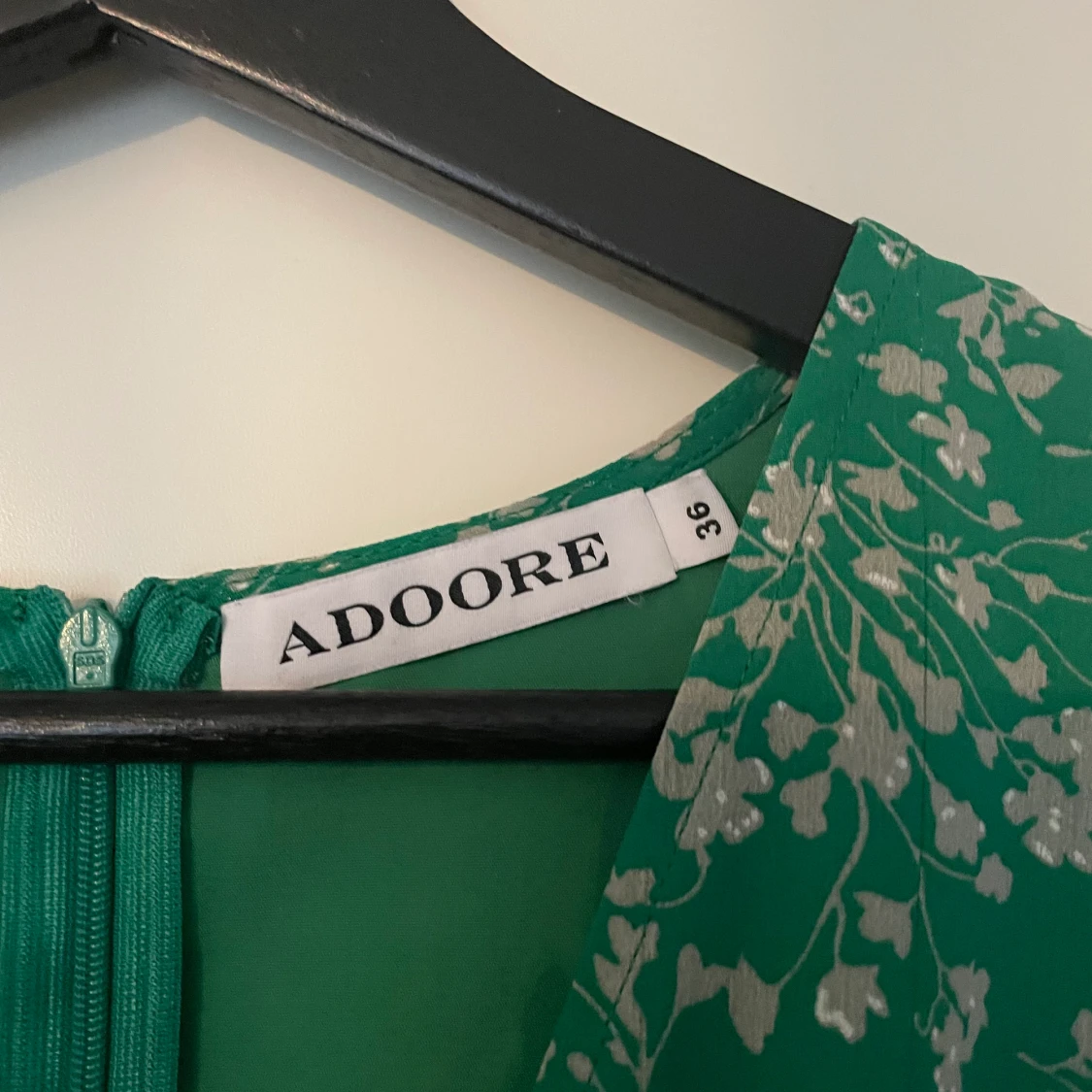 Adoore Napoli klänning grön - strl 36 - 91