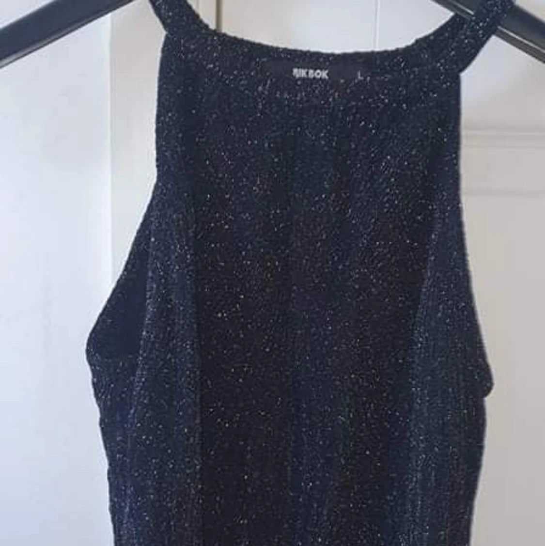 Svart glittrigt Linne  - 90