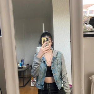 Jeans/Hoodie jacka  - Jeans/voodoo jacka storlek XS