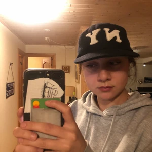 Huf keps - Snygg! Felfri, skriv till mig vid frågor:)