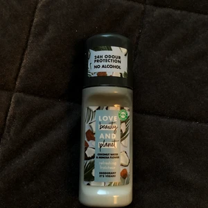 Deodorant  - Deodorant! Helt ny och oanvänd!