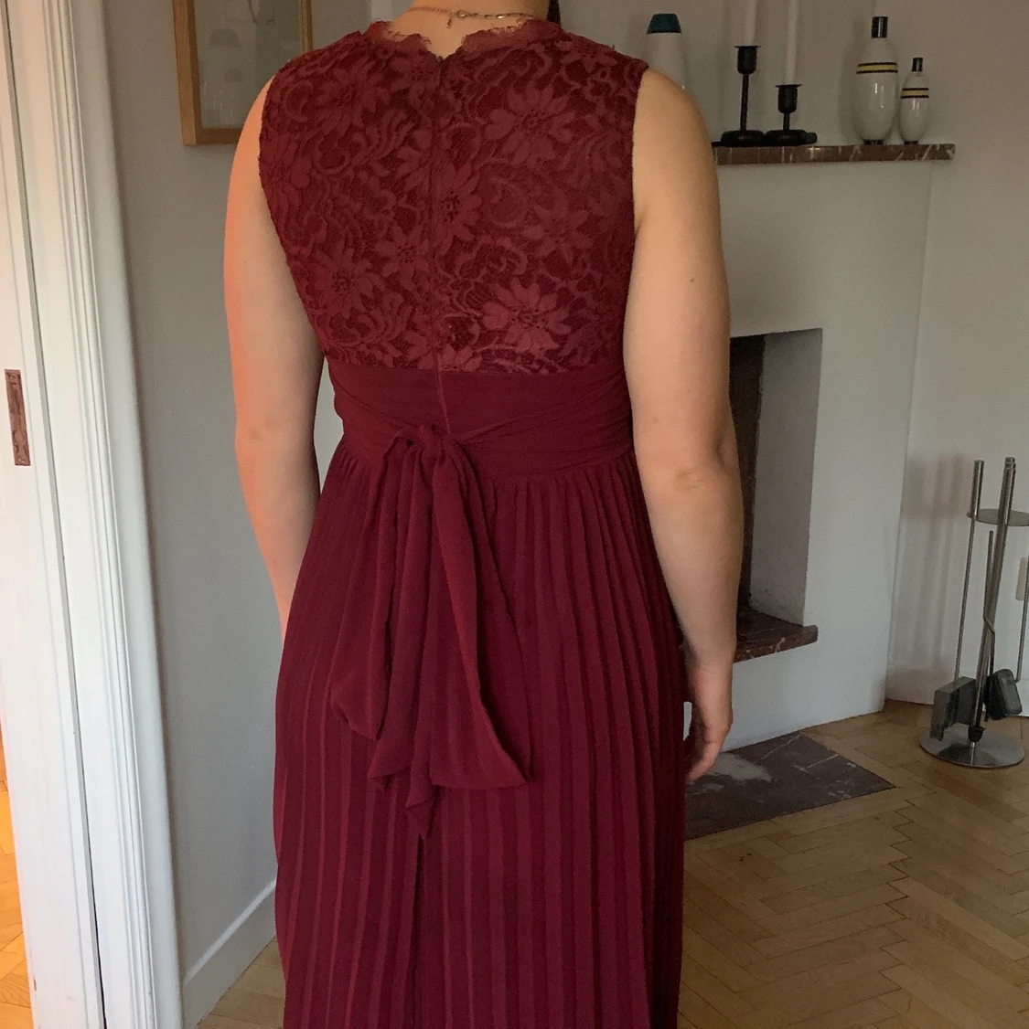 Vinröd balklänning - 91