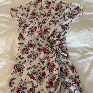 Klänning  - Super fin till sommaren 