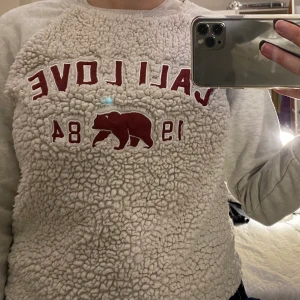 Sweatshirt  - Super mysig tröja som passar till allt💗