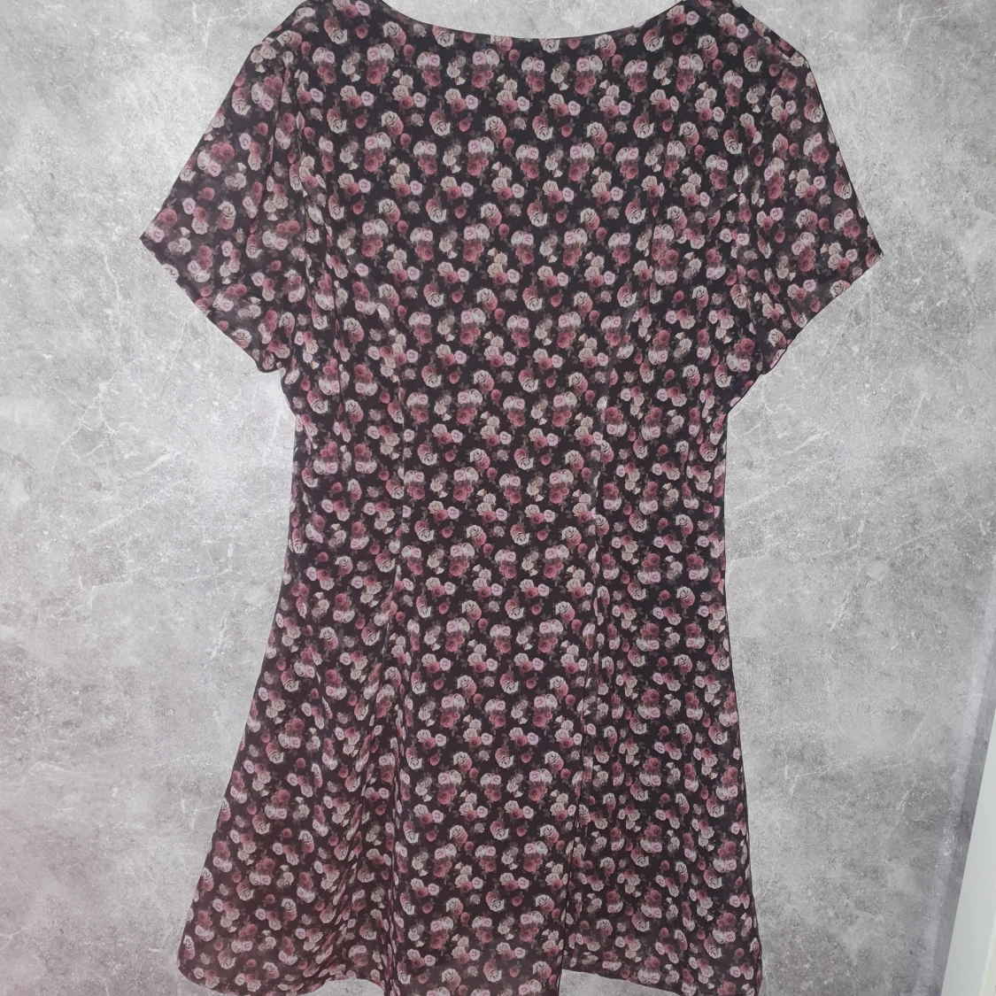 Blommig kläning - 90