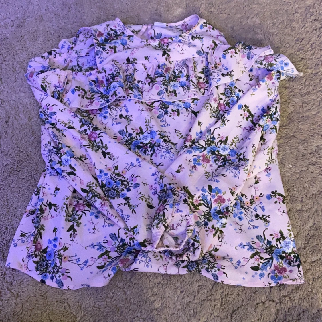 En blus från lindex