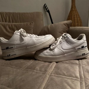 Nike air force  - Säljer nu mina Nike air force som jag köpte för 1350kr för bara 388kr