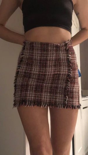 Kjol från Shein - Rutig kjol från Shein i stickat material