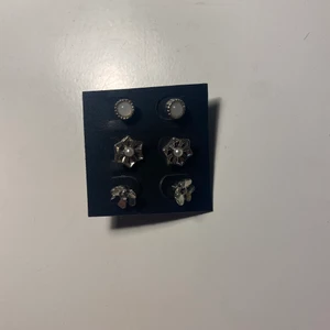 Örhängen - 20kr för alla tre 