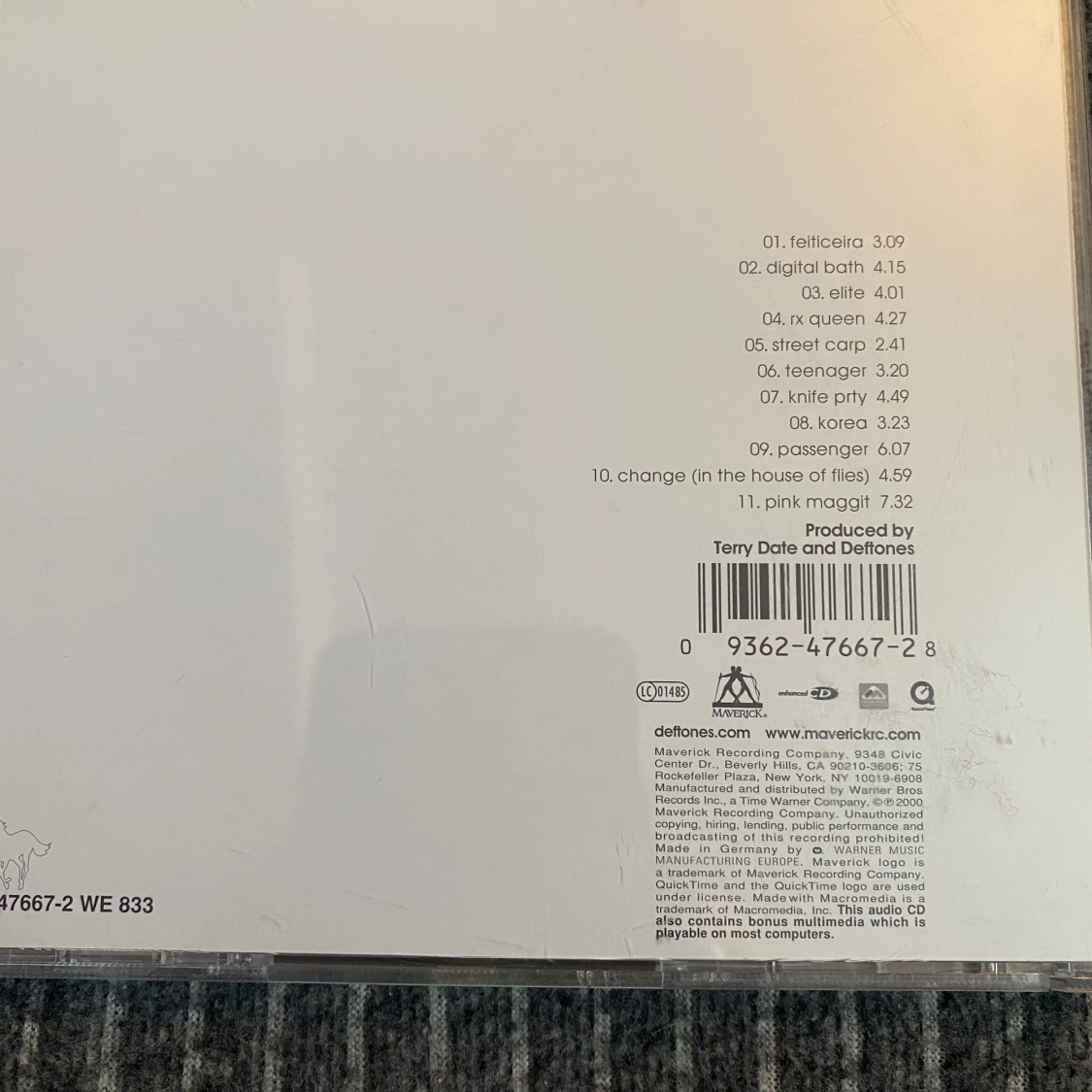 Deftones och weezer cd-skivor  - 91