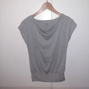 Tröja - En fin grå tröja