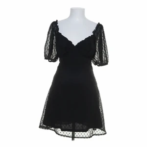 Klänning  - Klänning från missguided i storlek 34💗