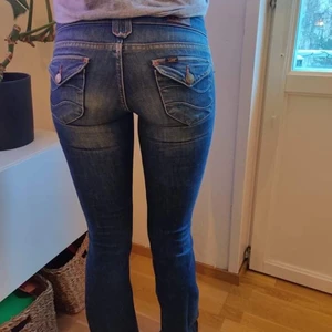 Lee jeans, low cut, boot cut - LEOLA W27 L35