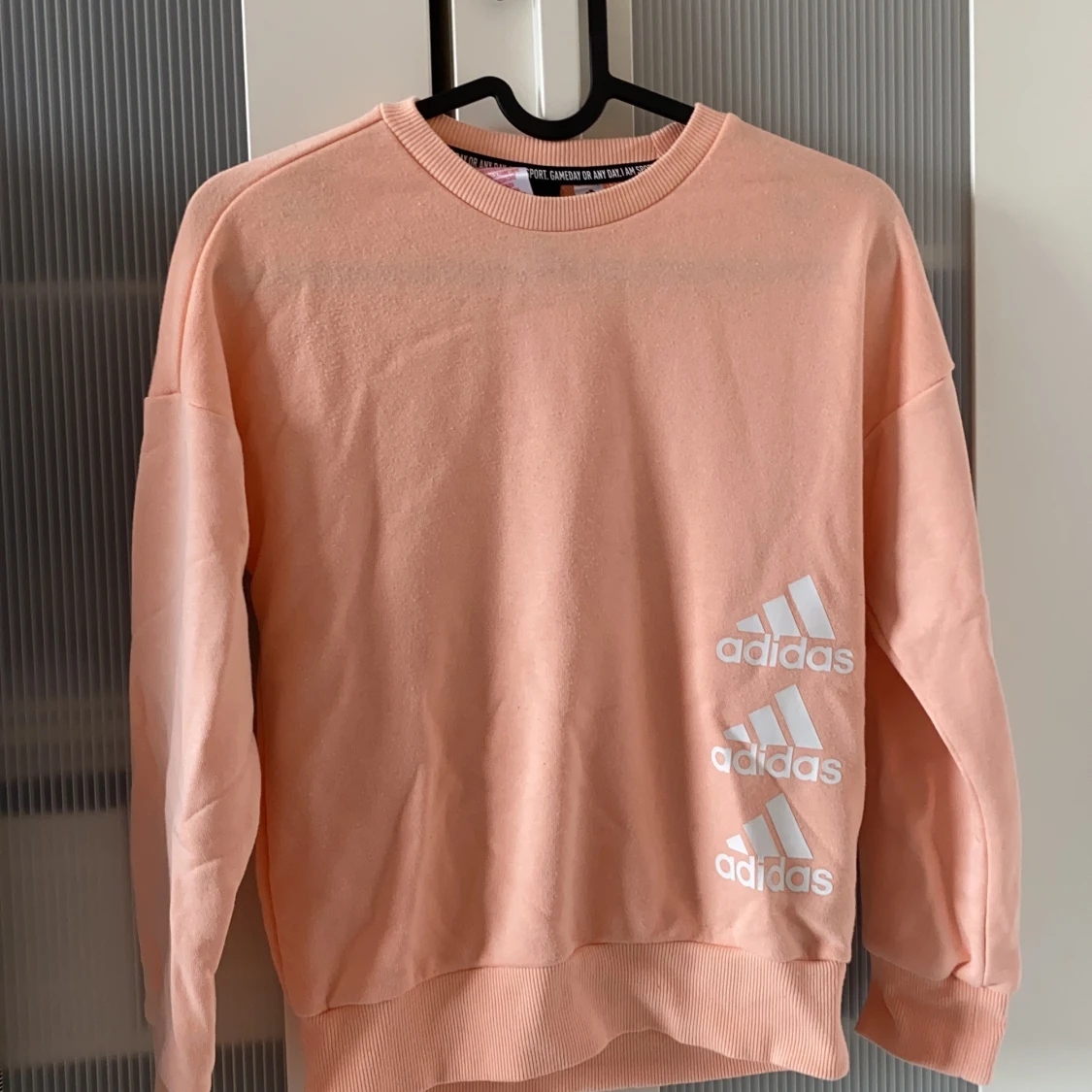 Adidas, Sweatshirt. - 90