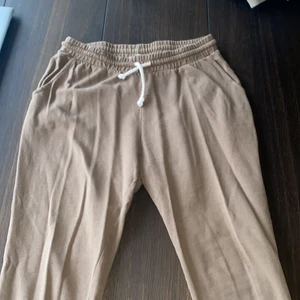 Soft byxa - Zara soft byxa storlek l 