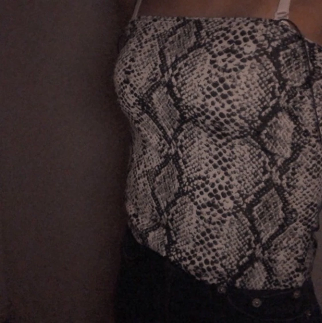 Fin orm tröja  - 91