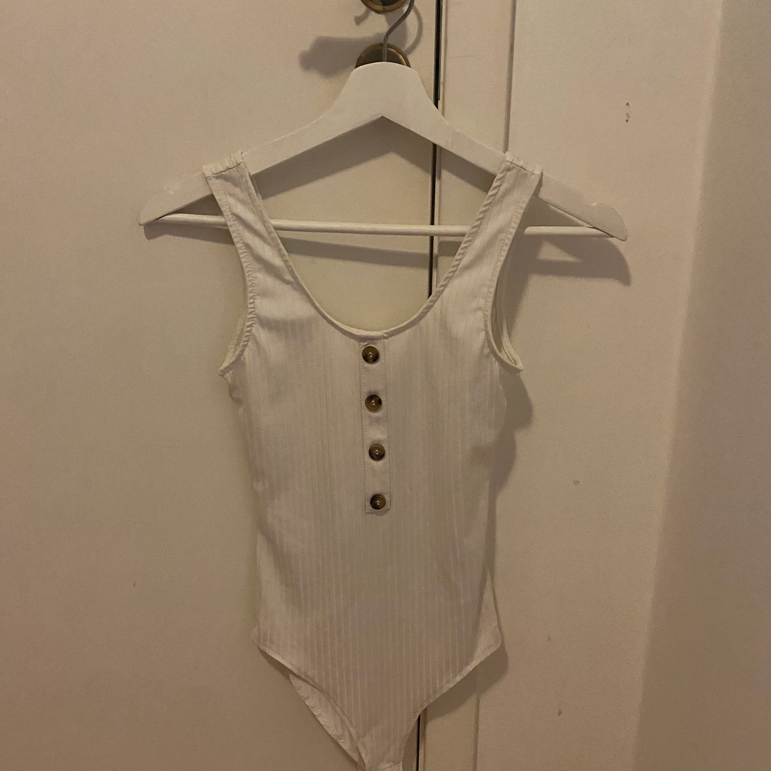 H&M vit body
