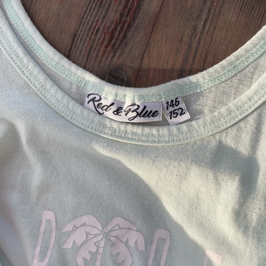 Red&blue blått linne med vit text  - 91