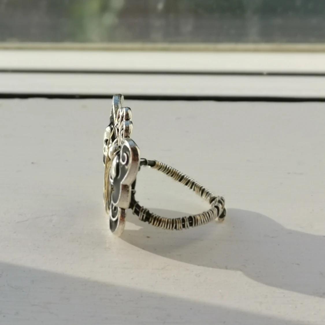 Ring fjäril/dödskalle - 90