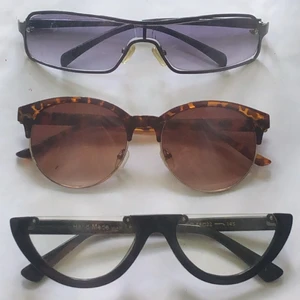 Solglasögon - Säljer 3 olika solglajjor då jag inte använder dessa längre. De lila har en repa men märks knappt. 50kr/st