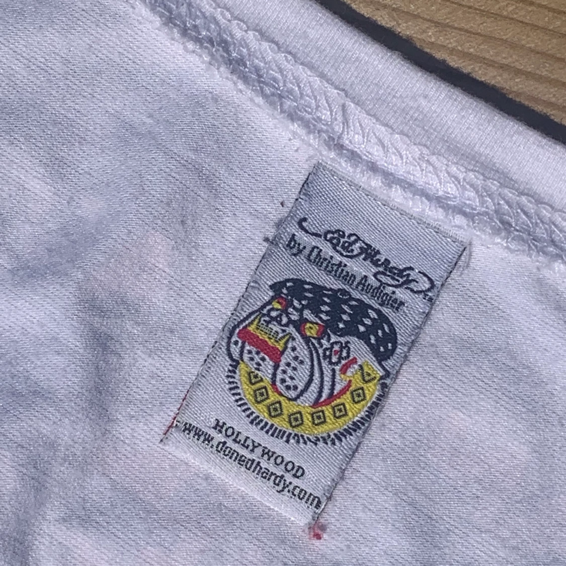 Ed Hardy t-shirt köpt second hand  - 91