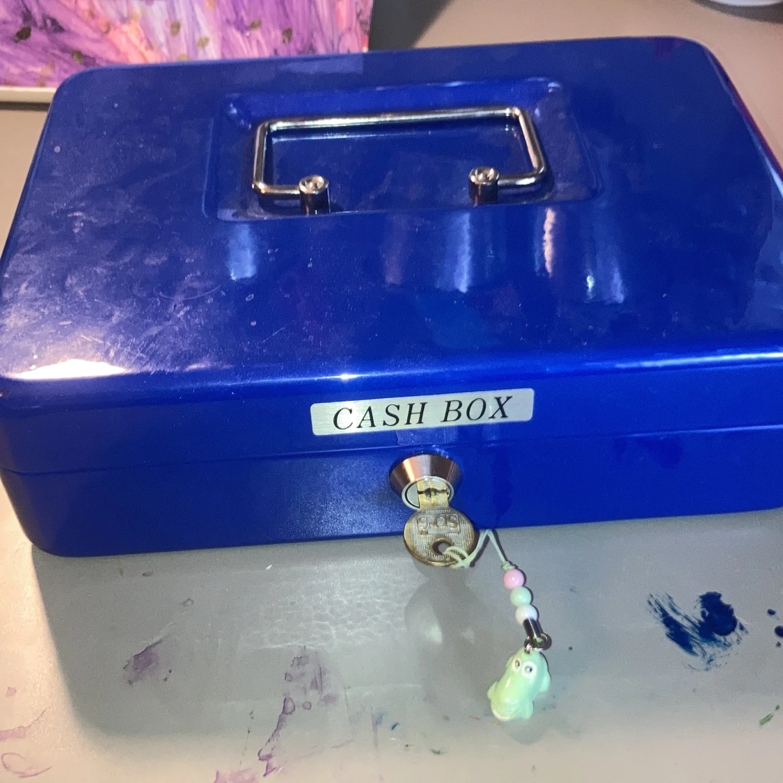 Kasa skåp i bra skick💞