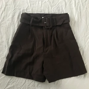 Shorts - Bruna shorts från HM i storlek S