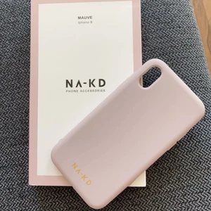 Mobil skal iPhone - Säljer detta skal då jag fick hem fel modell. De står iPhone 8 på förpackningen men d är till en X/Xs TROR jag.   100 inkl frakt