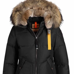 SÖKER!!!! M - Söker parajumper longbear storlek M, skriv om ni har😊