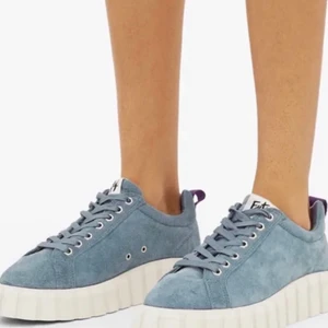 Eytys - Intressekoll på mina jättesnygga odessa eytys som ej går och få tag på. De är i jättebra skick! Skriv privat vad ni skulle kunna tänka er ge för de💕 