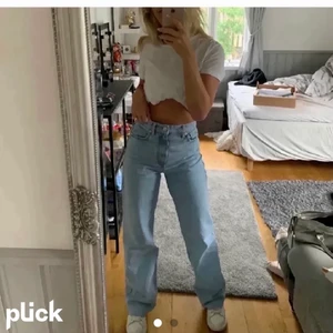 Zara jeans - Bra skick ljusblåa zara jeans                                    (Lånade bilder)