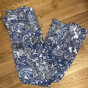 Kelly byxor - Kelly byxor i bra skick