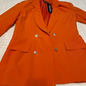 Helt ny kavaj - Helt ny, oanvänd, storlek M