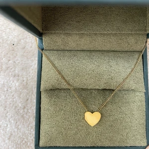 Hjärthalsband från edblad - Så gulligt guldigt halsband från Edblad, helt nytt💕😇