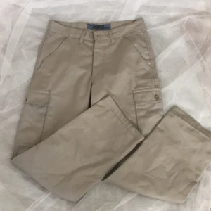 Cargo pants - säljer mina favorit cargo pants pga behöver pengar! 🤍