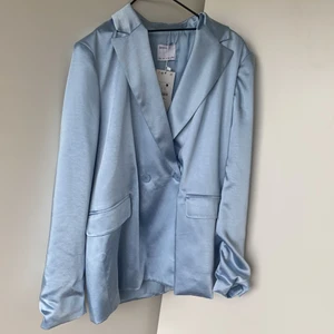 Kavaj Bershka  - Overzise storlek L kavaj Bershka 