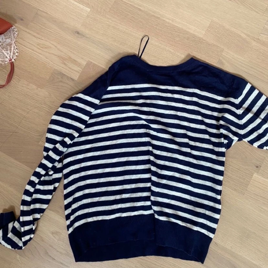 En snygg randig tröja från zara!💕 - 91