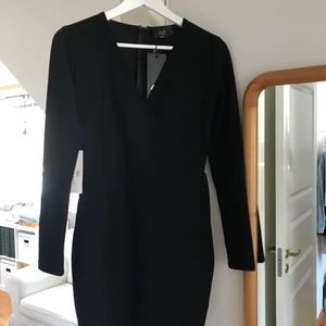 Festklänning AX Paris - Ny.