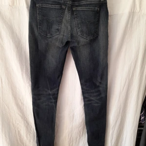 Jeans Tiger of Sweden 28/32 - Lågmidjade snygga Jeans! 