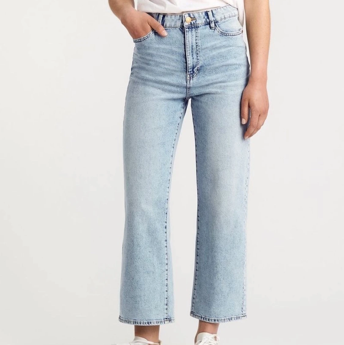 Slutsålda Hanna jeansen i stolek 38