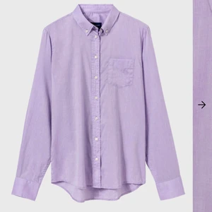 Regular fit Air Oxford-skjorta str 42 - Skjorta från GANT, aldrig använd. Helt slutsåld på deras hemsida. Nypris 999 mitt pris 500. Snygg att ha som oversized om storleken inte passar. Färgen är som på första bilden.