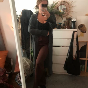 Lång skorta  - Från Lindex 